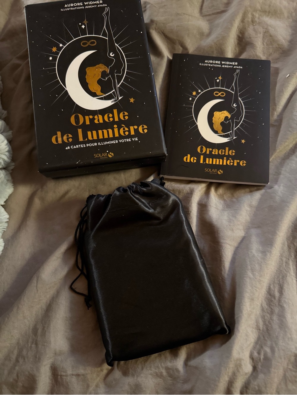 Oracle de Lumière Tarot/Oracle Card Set - Black & Gold